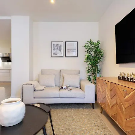 Genteel San Pancracio Apartment